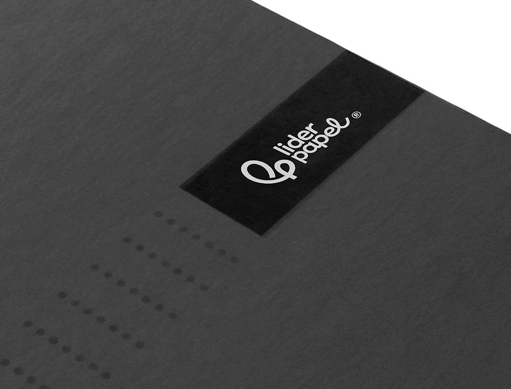 CAHIER SPIRALE LIDERPAPEL CRAFTY COUVERTURE CONTRECOLLÉE A4 240P 90G/M2 5X5MM MICROPERFORÉ4 TROUS COLORIS NOIR