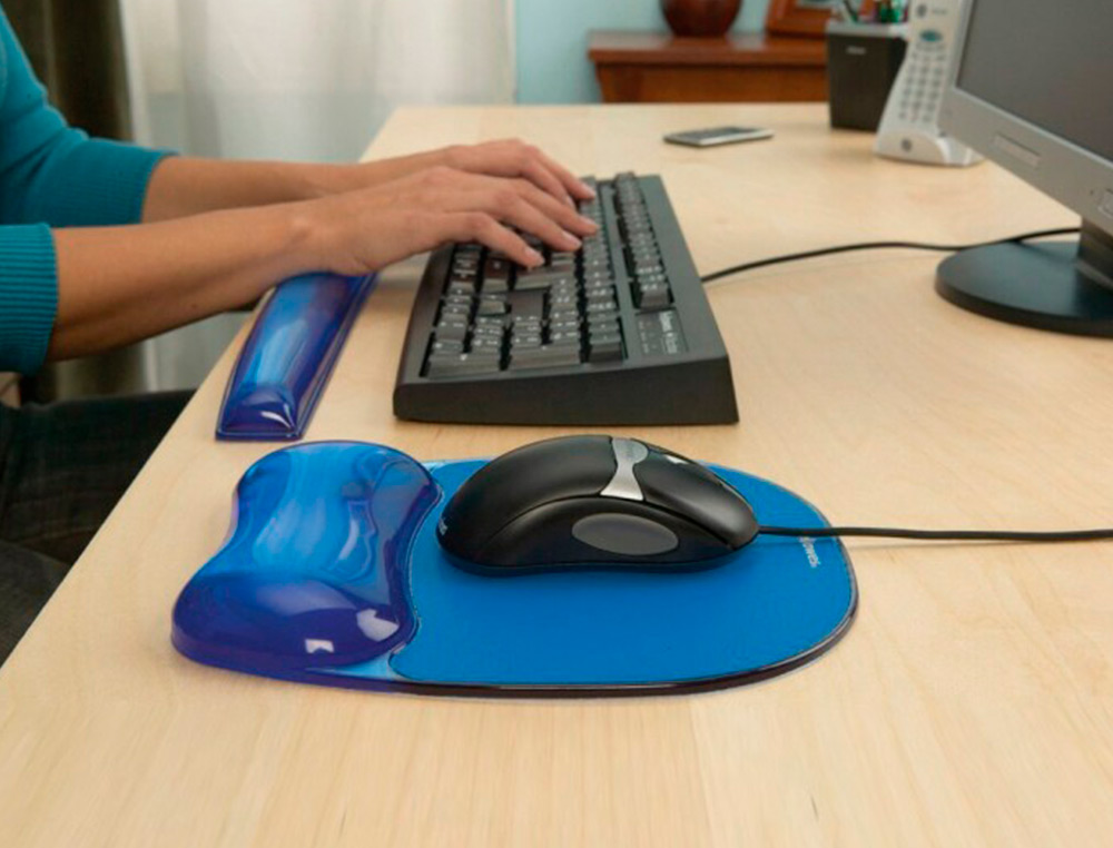 TAPIS SOURIS FELLOWES REPOSE-POIGNET GEL TRANSPARENT BLEU ADAPTÉ SOURIS OPTIQUES
