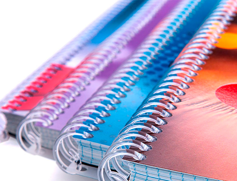 SPIRALE Q-CONNECT PLASTIQUE TRANSPARENT 32 5:1 120F CALIBRE 2MM DIAMÈTRE 16MM BOÎTE 100 UNITÉS