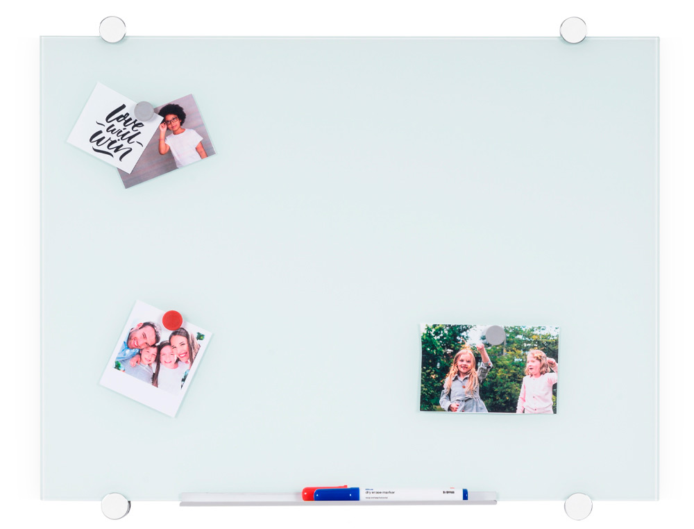 TABLEAU VERRE Q-CONNECT MAGNETIQUE 90X60CM INCLUS 2 AIMANTS 1 MARQUEUR EFFACABLE 1 BROSSE KIT FIXATION KF11313