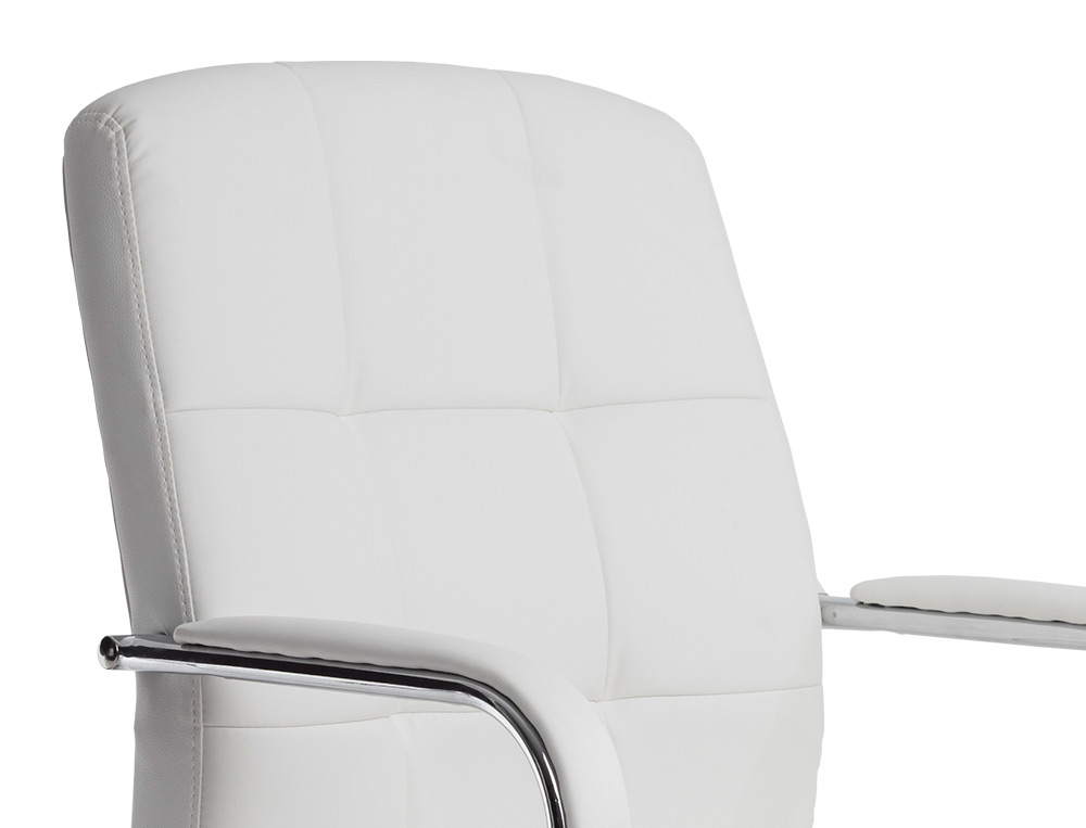 SIEGE VISITEUR Q-CONNECT PIAVE SIMILI CUIR PIEDS METAL CHROME HAUTEUR 1050MM LARGEUR 610MM PROF 680MM COLORIS BLANC