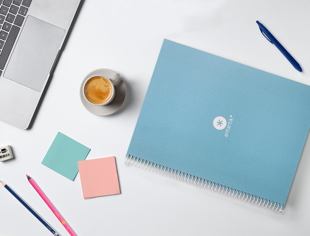 CAHIER SPIRALE ANTARTIK A4 80P 90G COUVERTURE CARTONEE   REGLURE DOT 4 TROUS COLORIS   BLEU CIEL