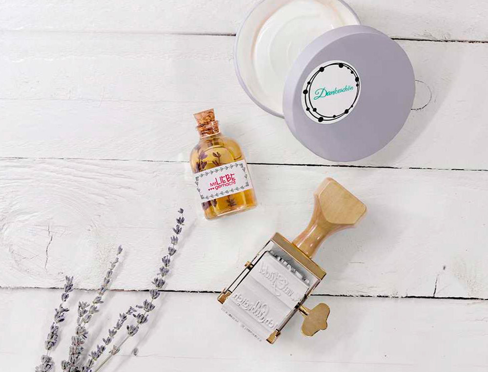 KIT TAMPON TRODAT VINTAGE FELICITATIONS 1 TAMPO +1 ENCREUR+ ETIQUETTES
