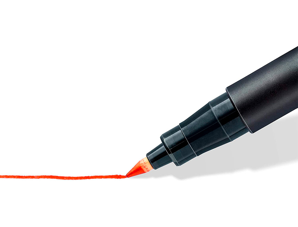MARQUEUR STAEDTLER PERMANENT DRY SAFE LUMOCOLOR 318 POINTE FINE 0,6MM COLORIS ASSROTIS ETUI DE 6 FEUTRES